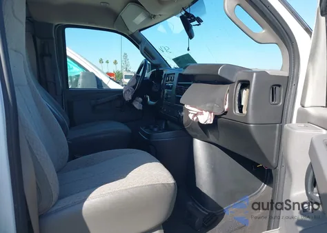 2023 Chevrolet Express Cargo Rwd 2500 Regular Wheelbase Wt from USA, damaged, VIN 1GCWGAFP9P1211380